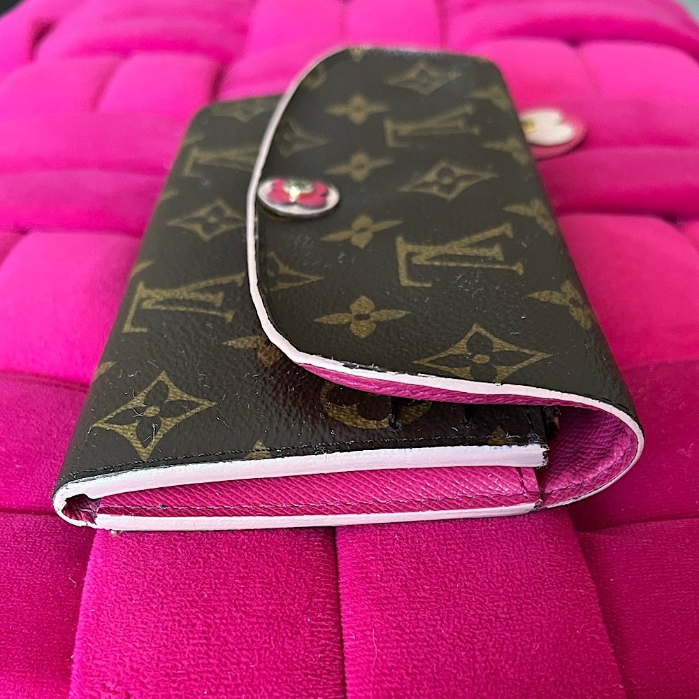 Louis Vuitton Bloom Flower Emilie Wallet-EUC - Picture 12 of 16